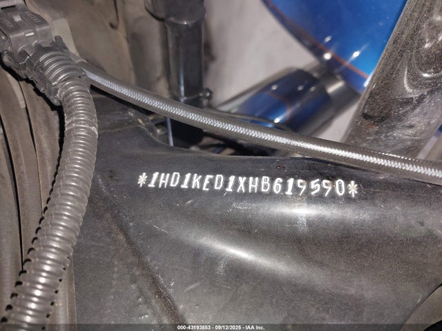 1HD1KED1XHB619590 Harley-Davidson Ultra Limited