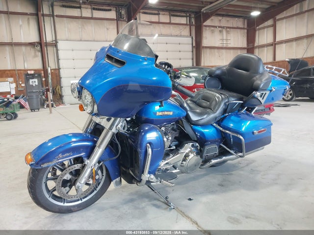 1HD1KED1XHB619590 Harley-Davidson Ultra Limited