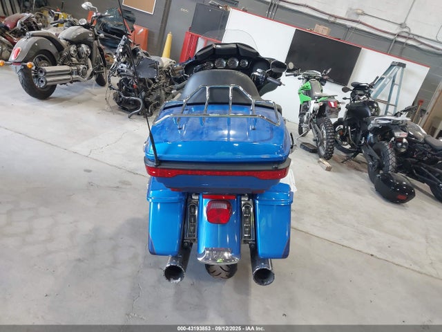 1HD1KED1XHB619590 Harley-Davidson Ultra Limited