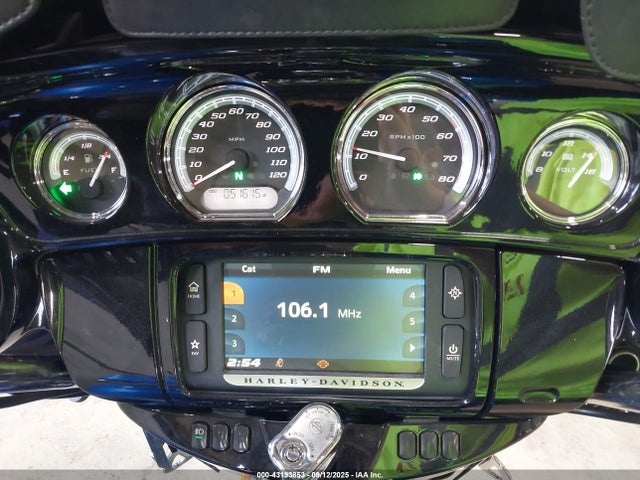 1HD1KED1XHB619590 Harley-Davidson Ultra Limited