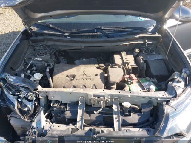 2017 MITSUBISHI OUTLANDER JA4AZ3A37HZ045135 Photo 9