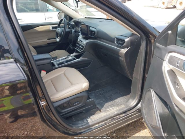 2022 FORD EXPLORER 1FMSK7DH6NGC08809 Photo 4