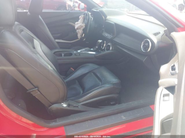 2017 CHEVROLET CAMARO 1G1FD1RS1H0107233 Photo 4