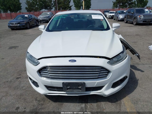 Ford 2016 2016 3FA6P0SU9GR235941 Image 12