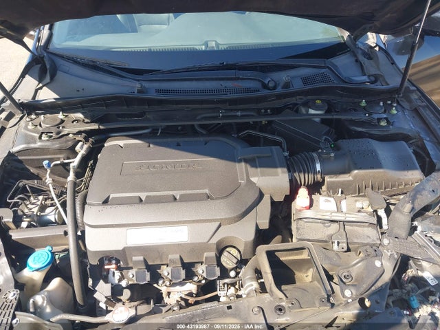 Honda j35y1 2014 1HGCR3F85EA036948 Image 10