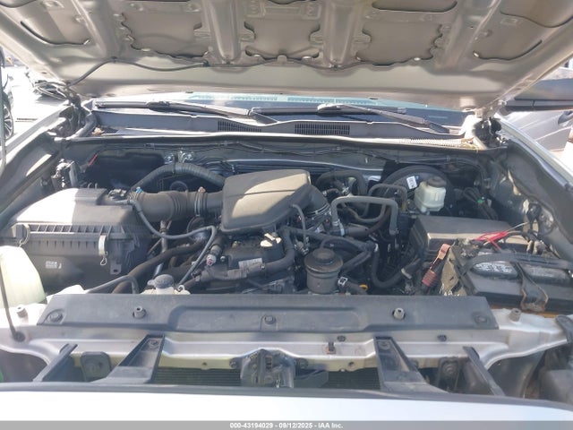 5TFRX5GN6HX099119 Toyota 2tr-fe