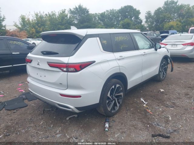 2022 MITSUBISHI OUTLANDER JA4J4UA83NZ010233 Photo 3