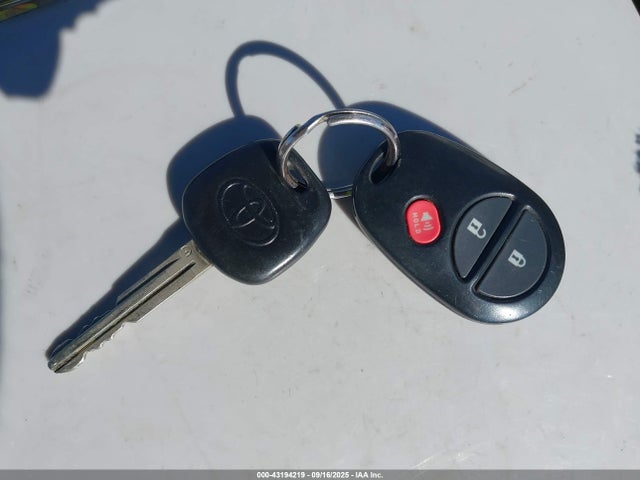 3TMMU4FN1FM075943 Toyota Tacoma