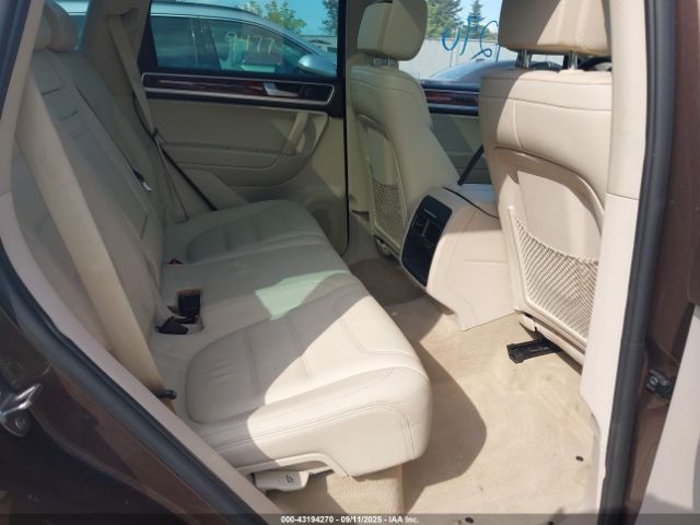 2012 VOLKSWAGEN TOUAREG WVGFK9BP6CD004257 Photo 7