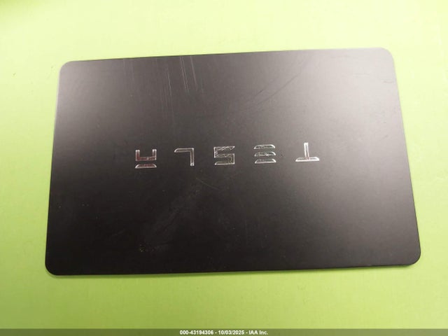 2024 TESLA MODEL Y 7SAYGAEE1RF109836 Photo 10