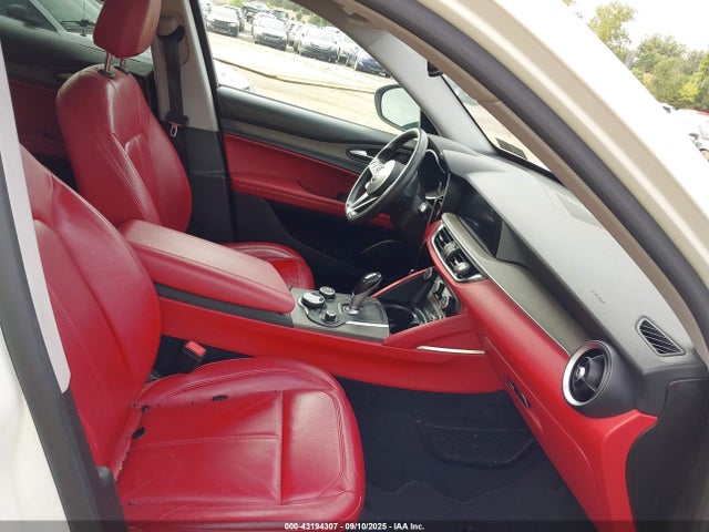 ZASFAKBN1J7B82755 Alfa Romeo Stelvio