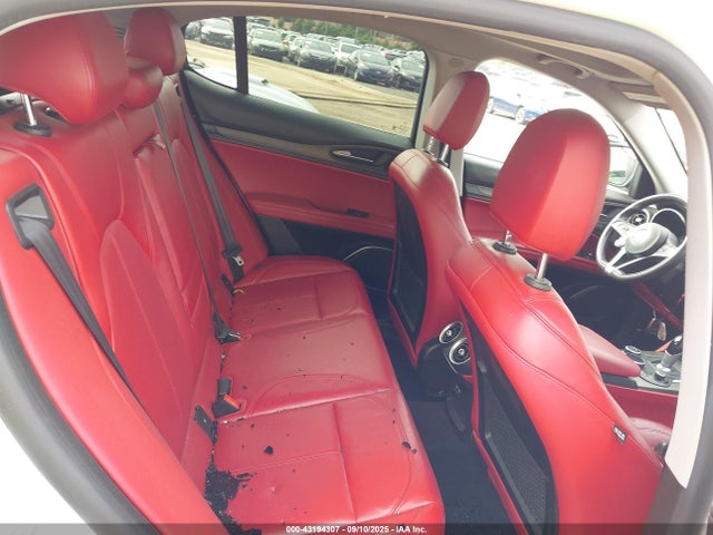 ZASFAKBN1J7B82755 Alfa Romeo Stelvio