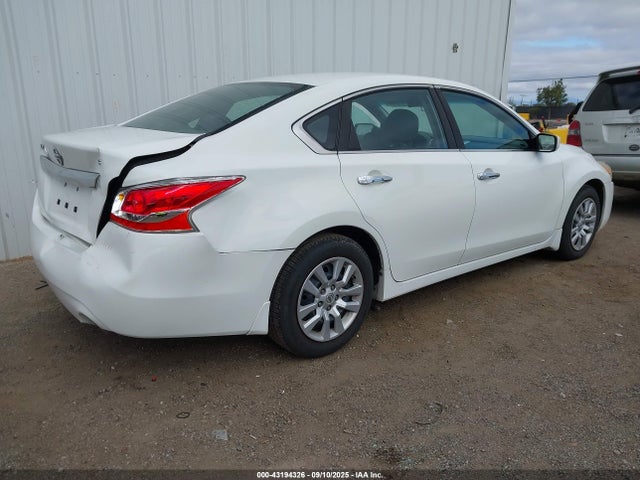 1N4AL3AP7FC415905 Nissan 2015