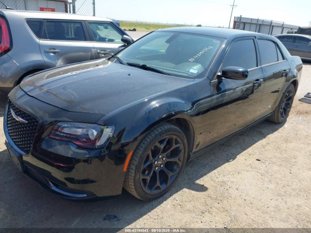 2019 CHRYSLER 300 2C3CCAAG8KH667164 Photo 1