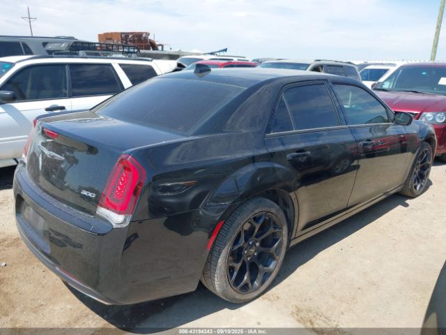 2019 CHRYSLER 300 2C3CCAAG8KH667164 Photo 3