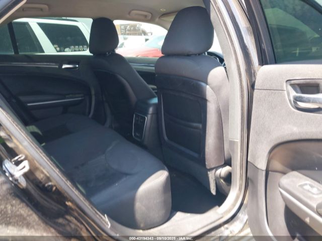 2019 CHRYSLER 300 2C3CCAAG8KH667164 Photo 7