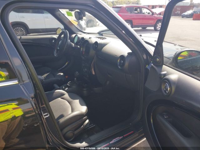 2016 MINI COUNTRYMAN WMWZC5C52GWU19958 Photo 4