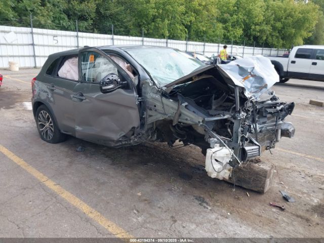 2018 MITSUBISHI OUTLANDER SPORT JA4AR3AW4JU001980 Photo 0