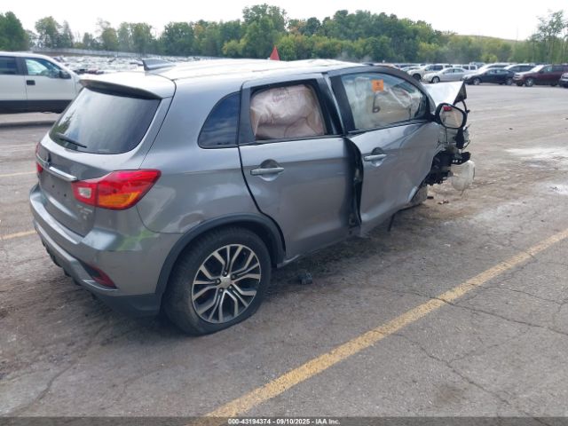 2018 MITSUBISHI OUTLANDER SPORT JA4AR3AW4JU001980 Photo 3
