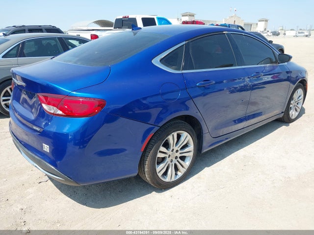 1C3CCCAB4GN121542 Chrysler 200
