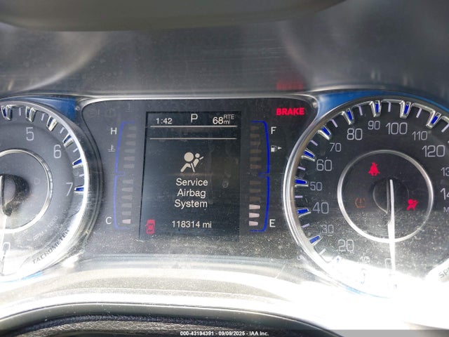 1C3CCCAB4GN121542 Chrysler 200