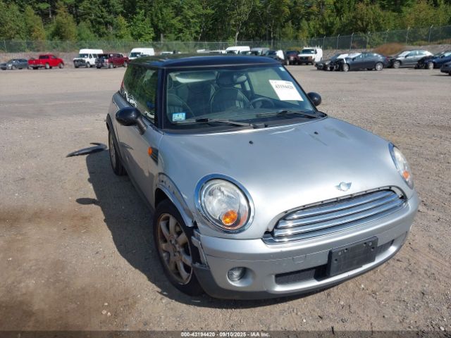 2007 MINI COOPER WMWMF33527TL67187 Photo 0