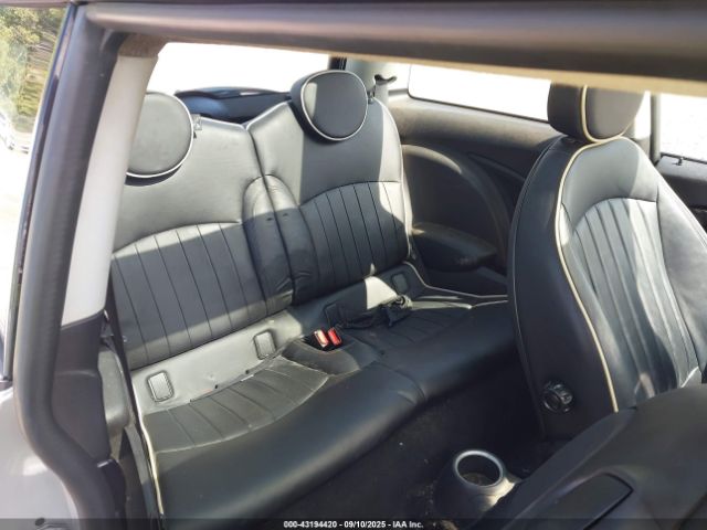 2007 MINI COOPER WMWMF33527TL67187 Photo 7