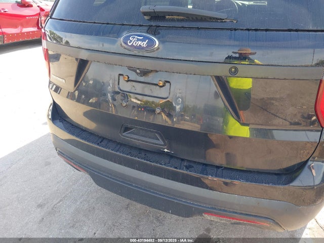 1FM5K8AT1HGD92363 Ford Police Interceptor