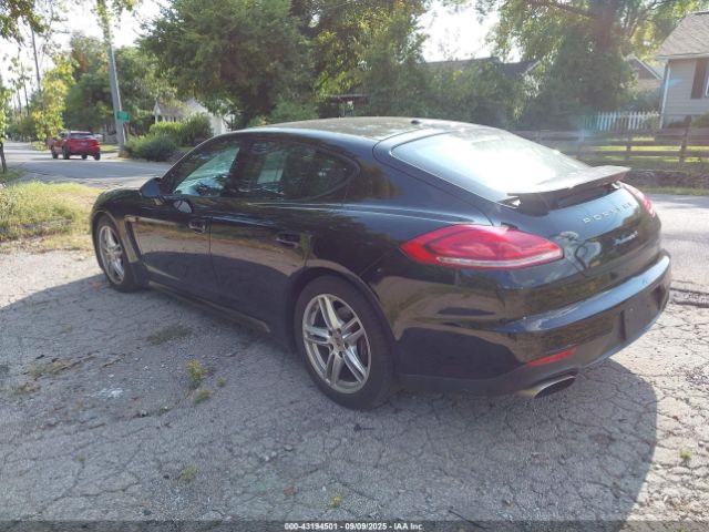 2015 PORSCHE PANAMERA WP0AA2A76FL001184 Photo 2