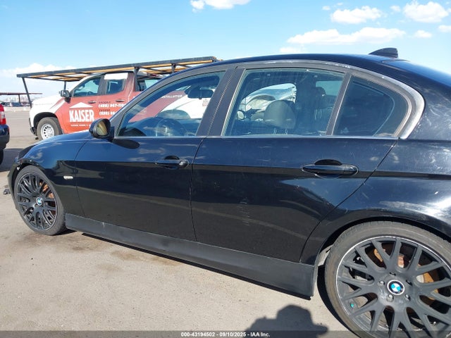 43194502 :رقم المزاد ، WBAVB33556KS38235 vin ، 2006 Bmw 330i مزاد بيع