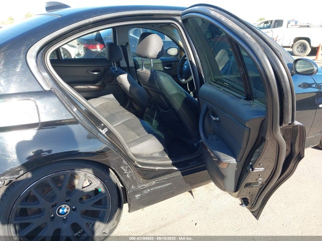 43194502 :رقم المزاد ، WBAVB33556KS38235 vin ، 2006 Bmw 330i مزاد بيع