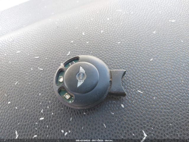 2012 MINI COOPER WMWSU3C57CT264838 Photo 10