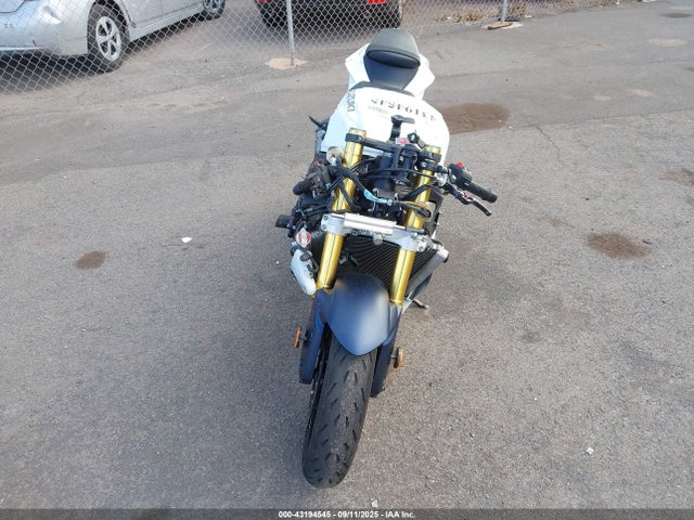 JS1GR7MA7M7100040 Suzuki GSX-R750