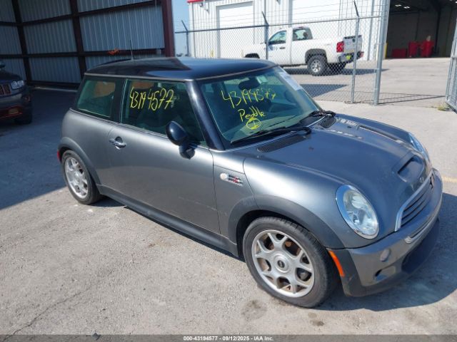 2003 MINI COOPER S WMWRE33453TD73675 Photo 0