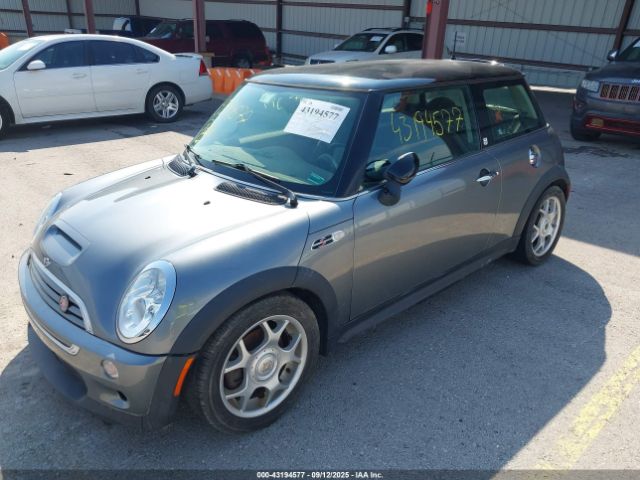 2003 MINI COOPER S WMWRE33453TD73675 Photo 1