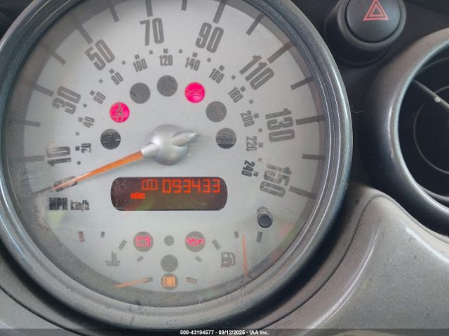 2003 MINI COOPER S WMWRE33453TD73675 Photo 6