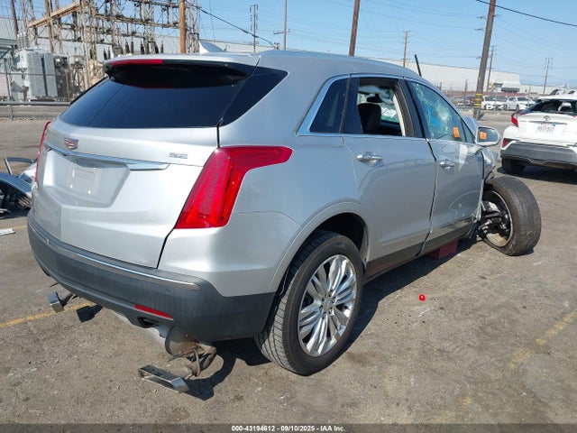 2019 CADILLAC XT5 1GYKNERS9KZ238871 Photo 3
