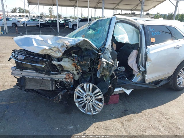 2019 CADILLAC XT5 1GYKNERS9KZ238871 Photo 5