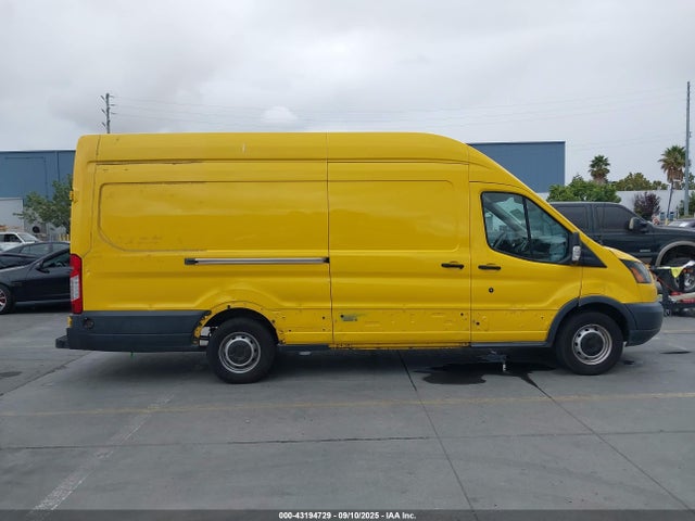 1FTKR3XM6GKA10345 Ford Transit