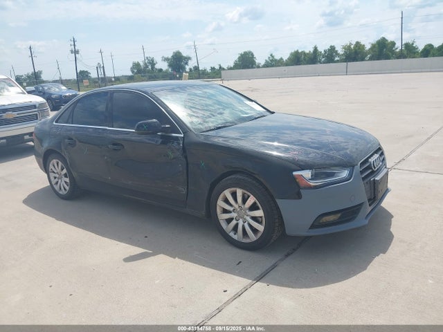 2013 AUDI A4 WAUBFAFL7DN032951 Photo 0