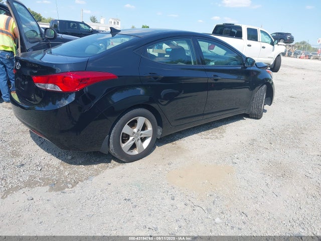 Продажа на аукционе авто 2013 Hyundai Elantra Gls, vin: 5NPDH4AE1DH400928, номер лота: 43194765