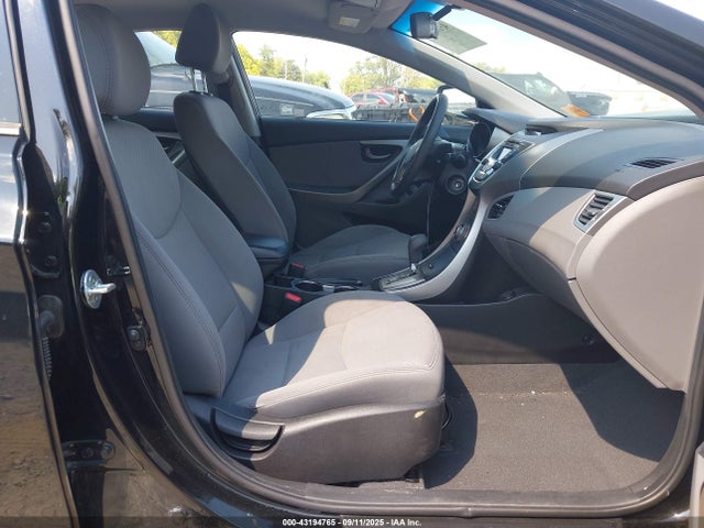Продажа на аукционе авто 2013 Hyundai Elantra Gls, vin: 5NPDH4AE1DH400928, номер лота: 43194765