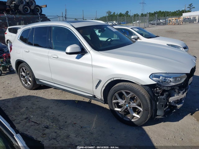 BMW X3 2020 5UXTY3C0XLLE55574 Image 14