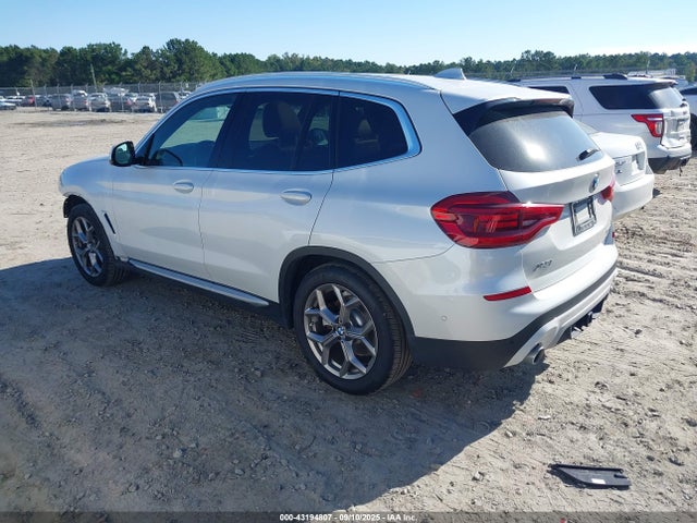 BMW X3 2020 5UXTY3C0XLLE55574 Image 3