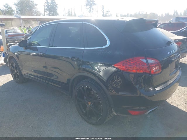 2012 PORSCHE CAYENNE WP1AA2A25CLA09968 Photo 2