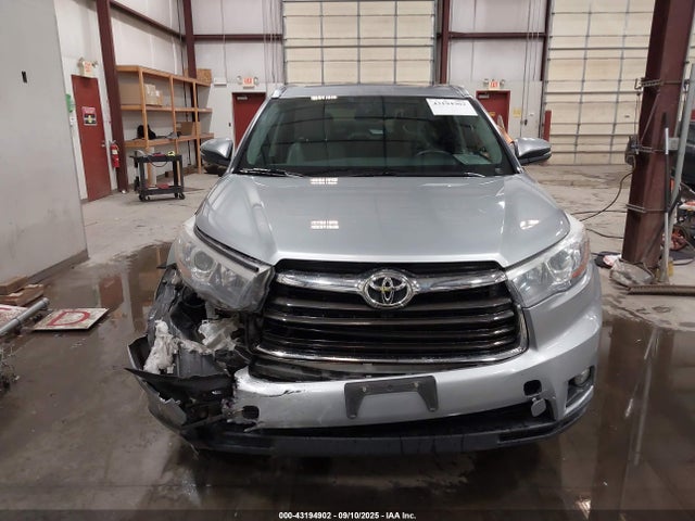 5TDJKRFH0FS158814 Toyota 2gr-fe