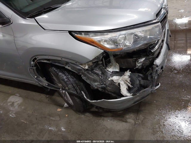 5TDJKRFH0FS158814 Toyota 2gr-fe