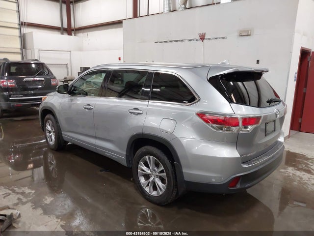5TDJKRFH0FS158814 Toyota 2gr-fe