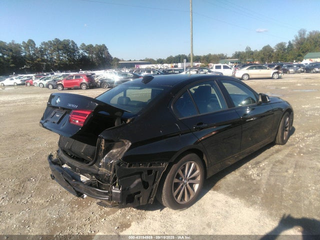 WBA8A3C58JA505592 BMW 320i