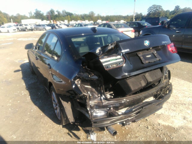 WBA8A3C58JA505592 BMW 320i